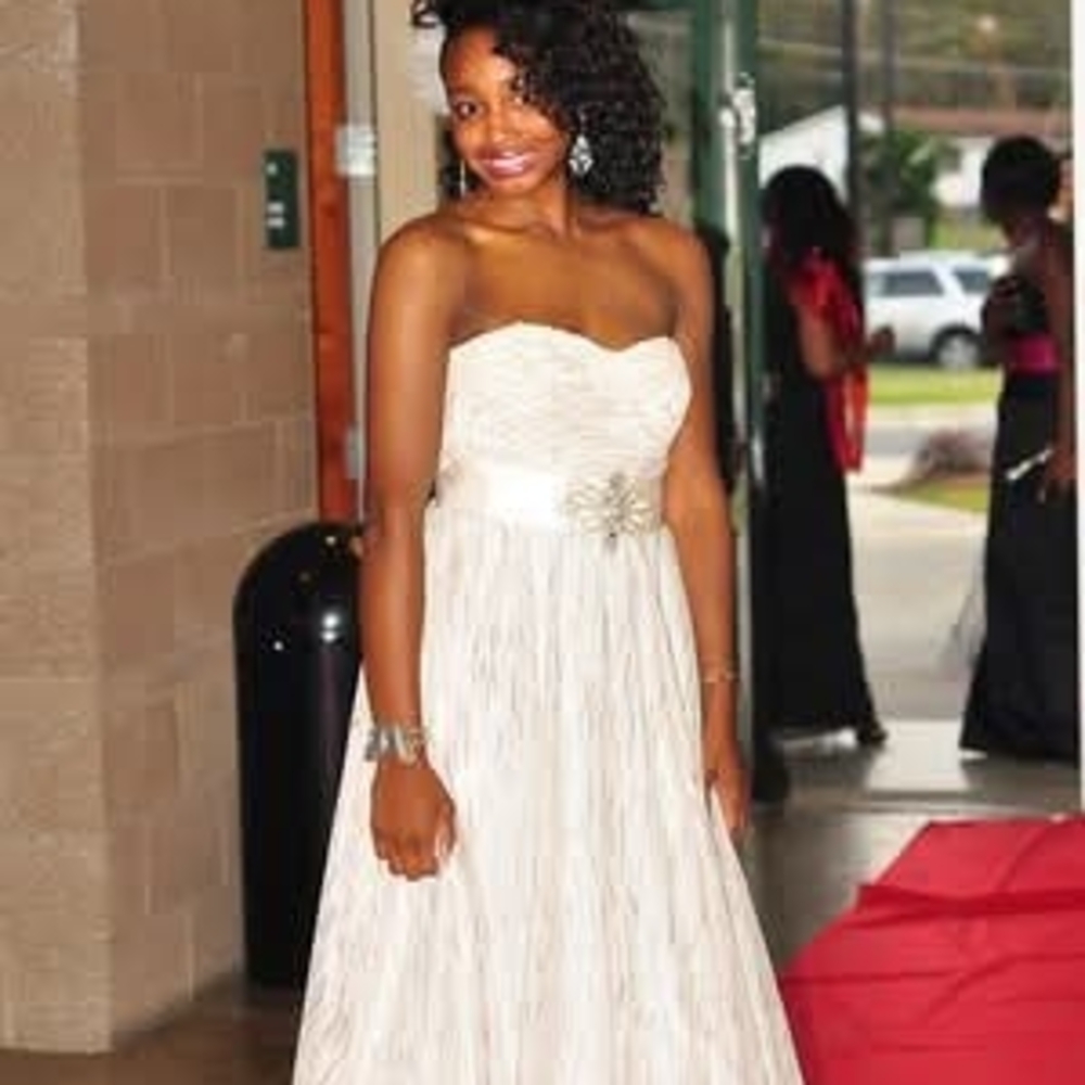 Elegant Strapless White Gown